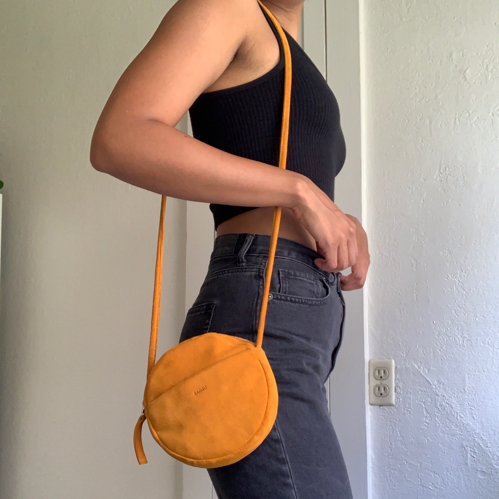 BAGGU Mini Circle Purse in Ochre